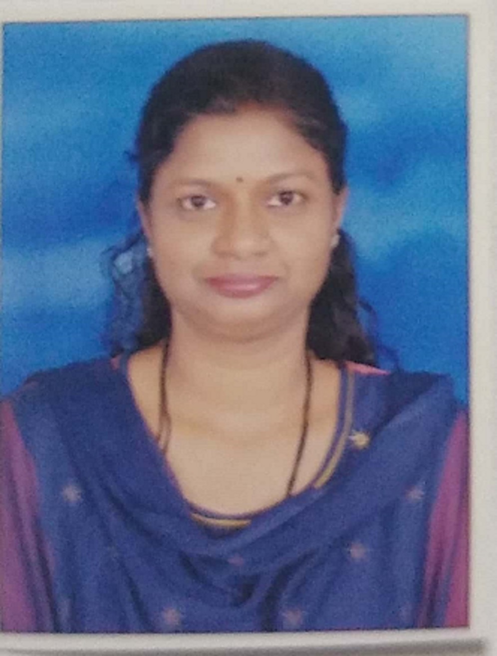 Dr. Roshani Halmare
